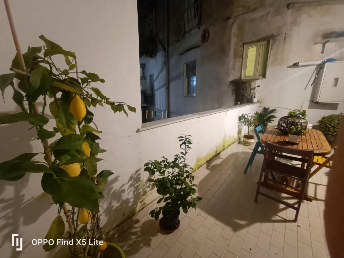 Makefemmina Hotel Napoli Cameră foto